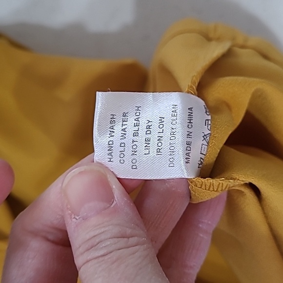 Gilli women's mustard gold 3/4 length ruffled sleeve dress size Small - Picture 8 of 11